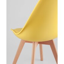 Стул Stool Group Frankfurt желтый, сиденье из сочетания пластика и экокожи, ножки деревянные