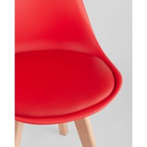 Стул Stool Group Frankfurt красный, сиденье из сочетания пластика и экокожи, ножки деревянные